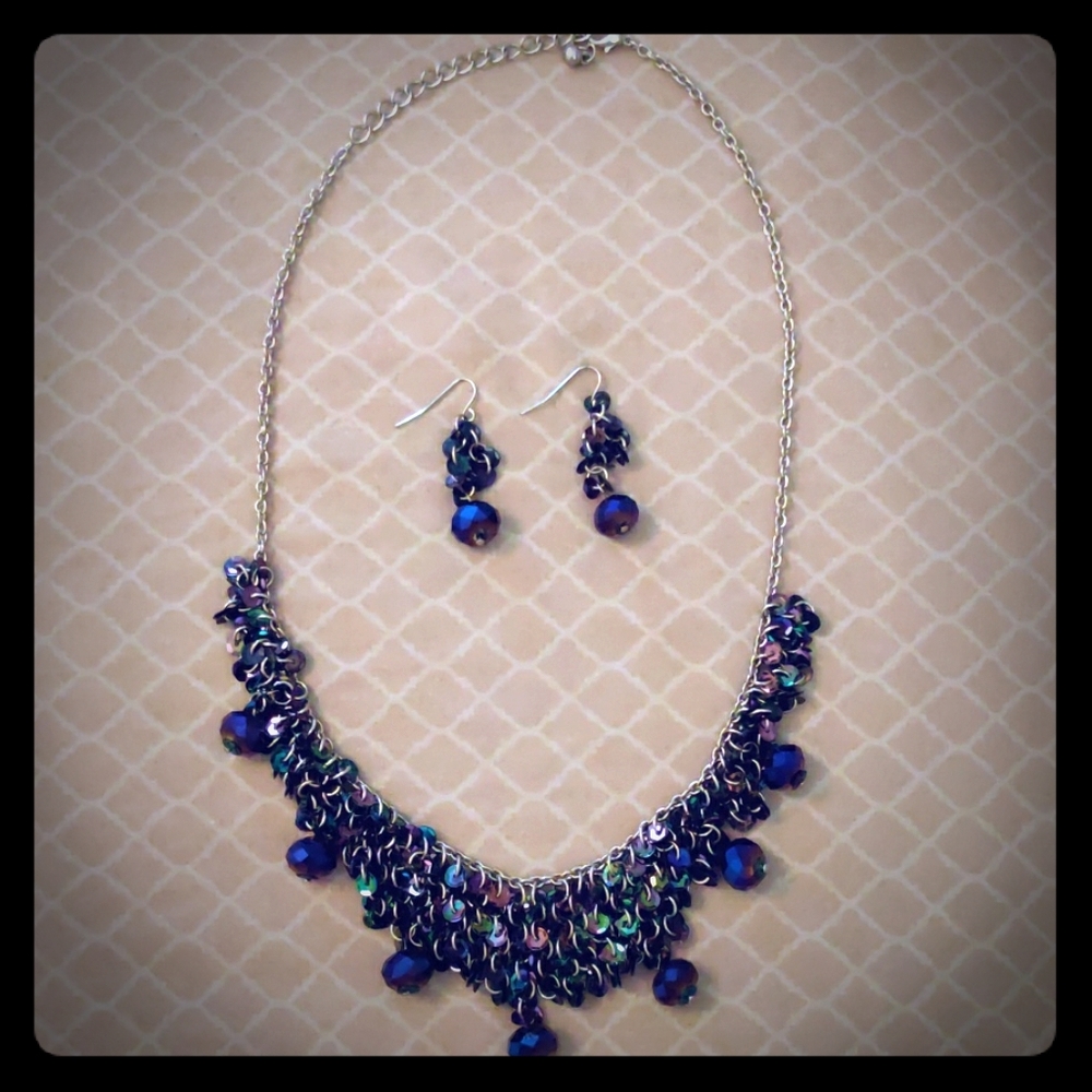 Beaded necklace and earrings set